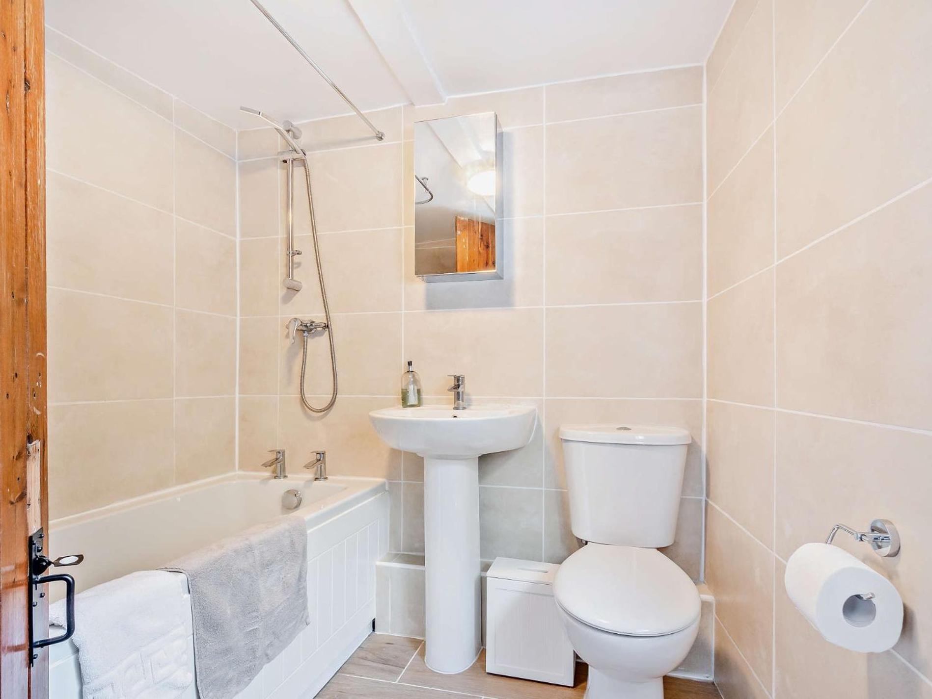 2 Bed in Bishopstone 93489 Villa Eksteriør bilde